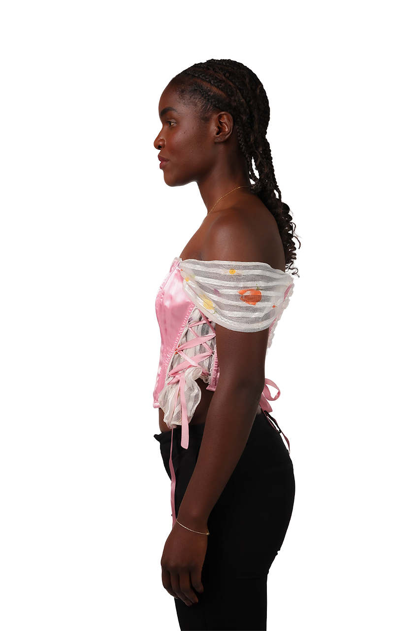 Różowy satynowy gorset z falbanami i opadającymi ramiączkami – upcycled