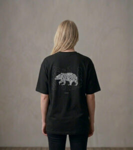 T-shirt luźny z recyklingu, czarny, mitologia nordycka Bear Spirit