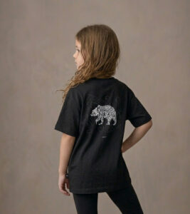 T-shirt dziecięcy z recyklingu, czarny, mitologia nordycka Bear Spirit