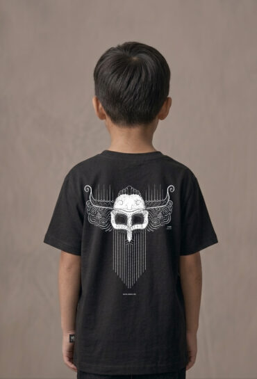 T-shirt dziecięcy z recyklingu, czarny, mitologia nordycka Njord