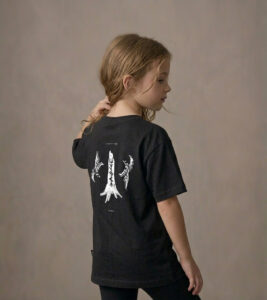 T-shirt dziecięcy z recyklingu, czarny, mitologia nordycka Dedication