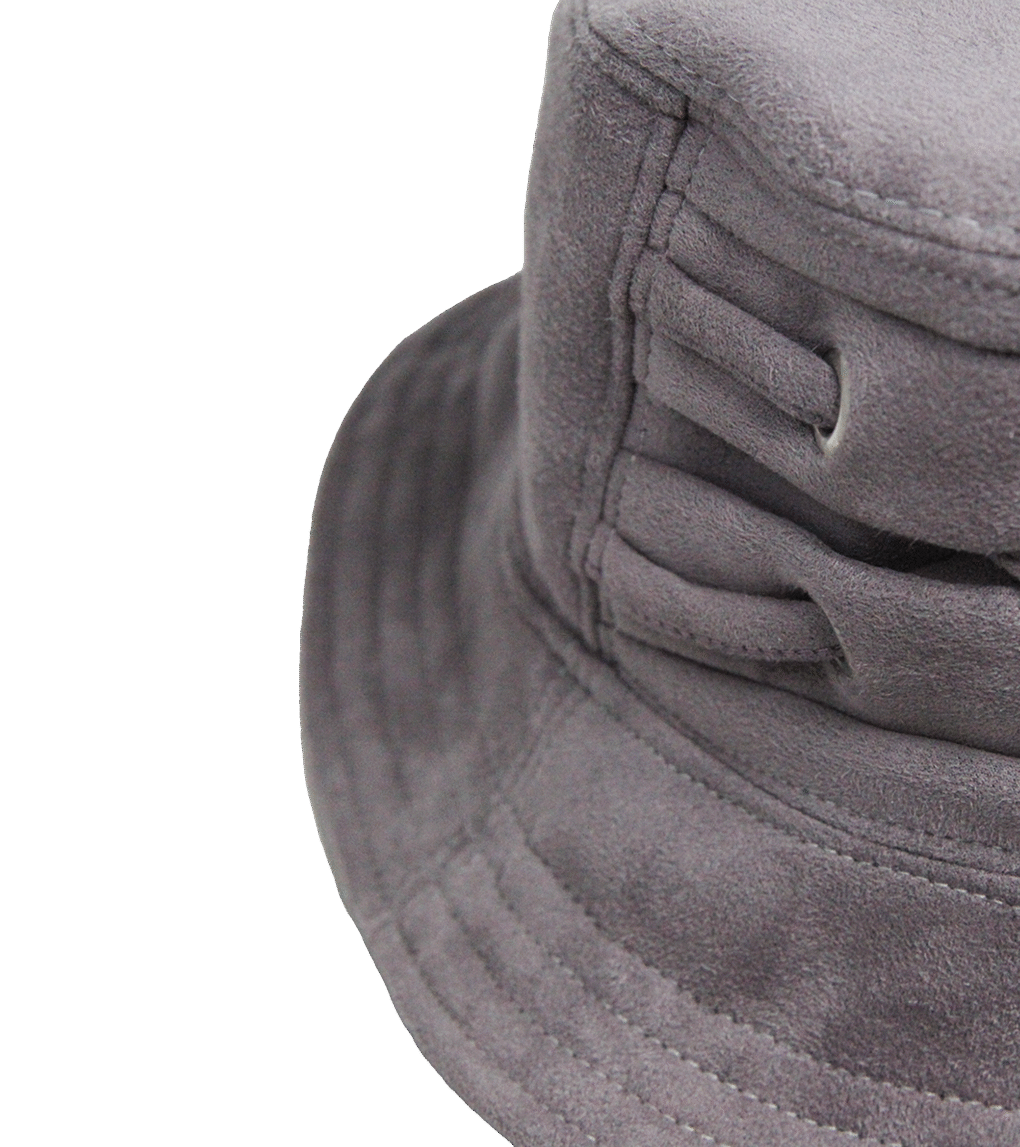 Aksamitny bucket hat z dekoracyjnym wiązaniem – upcycling