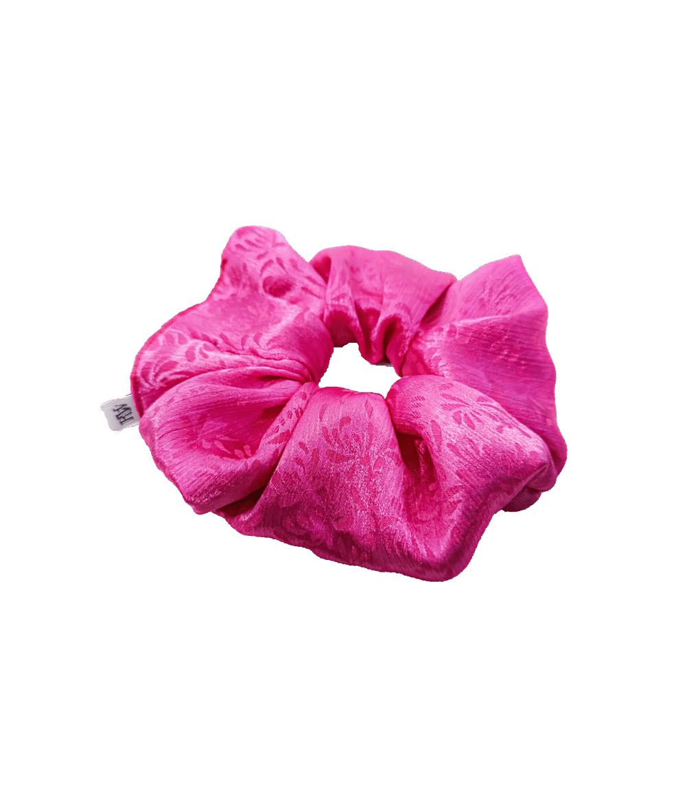 Scrunchie fuksja w delikatny wzór, upcycling