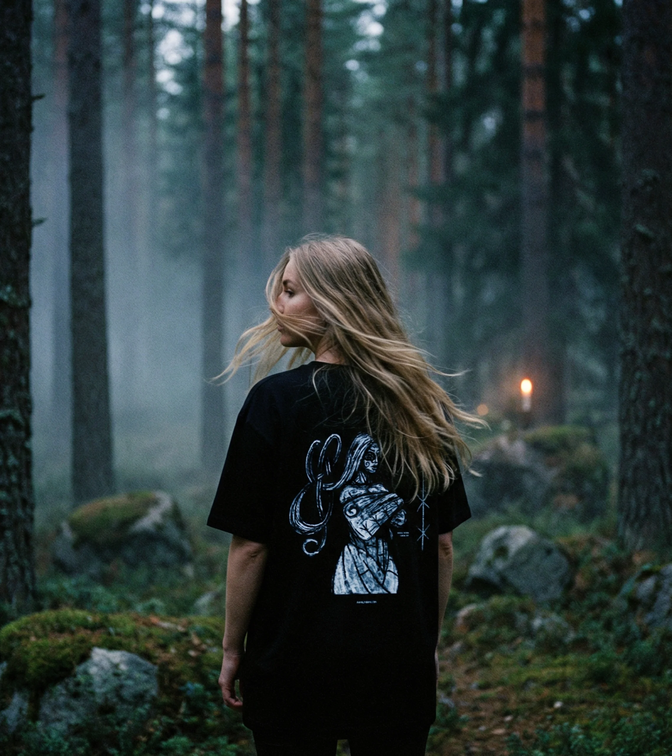 Girl with Revolverino t-shirt in nordic forest