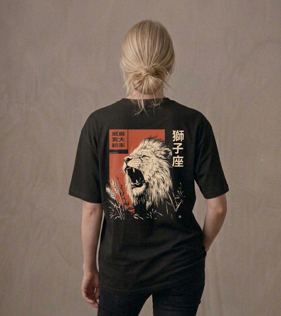 T-shirt luźny z recyklingu, czarny – Zodiak Lew – Japoński Kanji