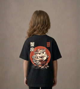 T-shirt dziecięcy z recyklingu, czarny - Zodiak Rak - Japoński Kanji