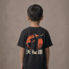 T-shirt dziecięcy z recyklingu, czarny – Zodiak Waga – Japoński Kanji